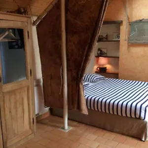 https://kastell-dinn-ar-vag-chambre-atypique-avec-sdb-privee.inbrittany.com
